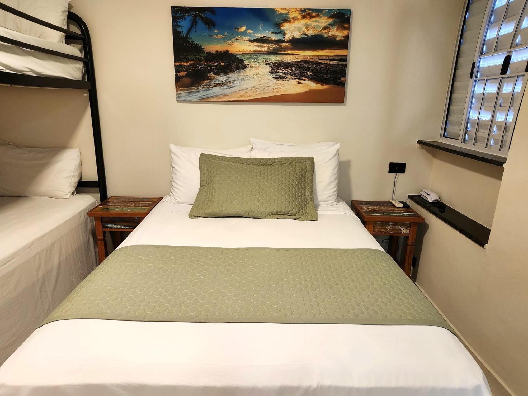 Flats Enseada Delphin Apartment *